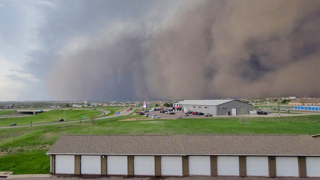 Clean Up After a Dust Storm