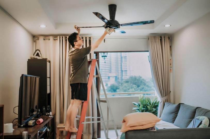 Fixing a Clicking or Rotating Ceiling Fan