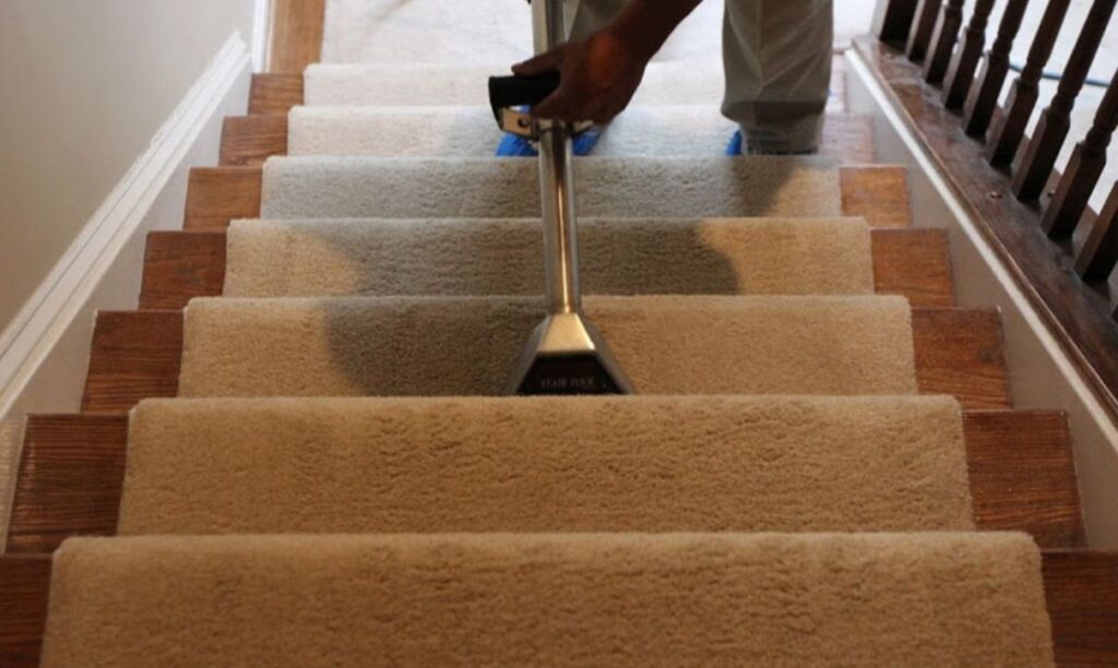 How to Clean Carpet on Stairs By Hand or Machine