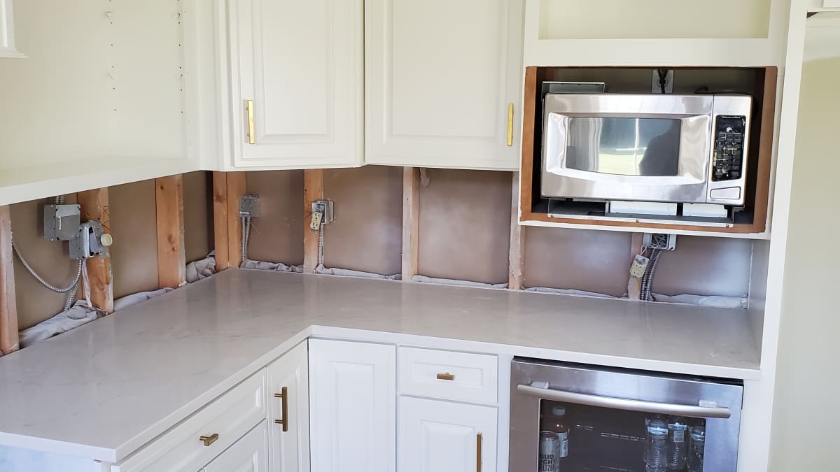 Clean White Cabinets That Have Yellowed