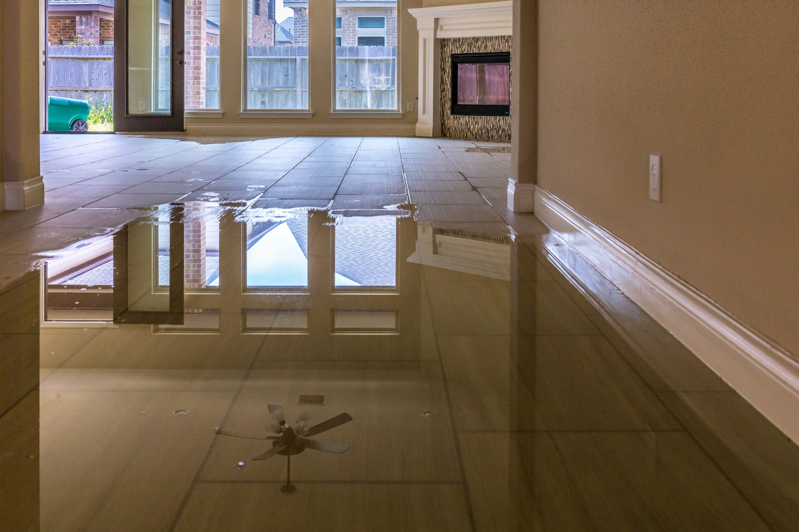 How to make a water damage claim on your home insurance