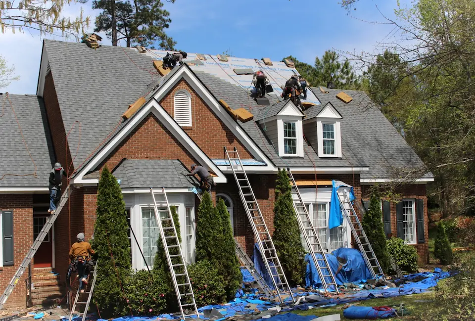 how to get insurance to pay for roof replacement