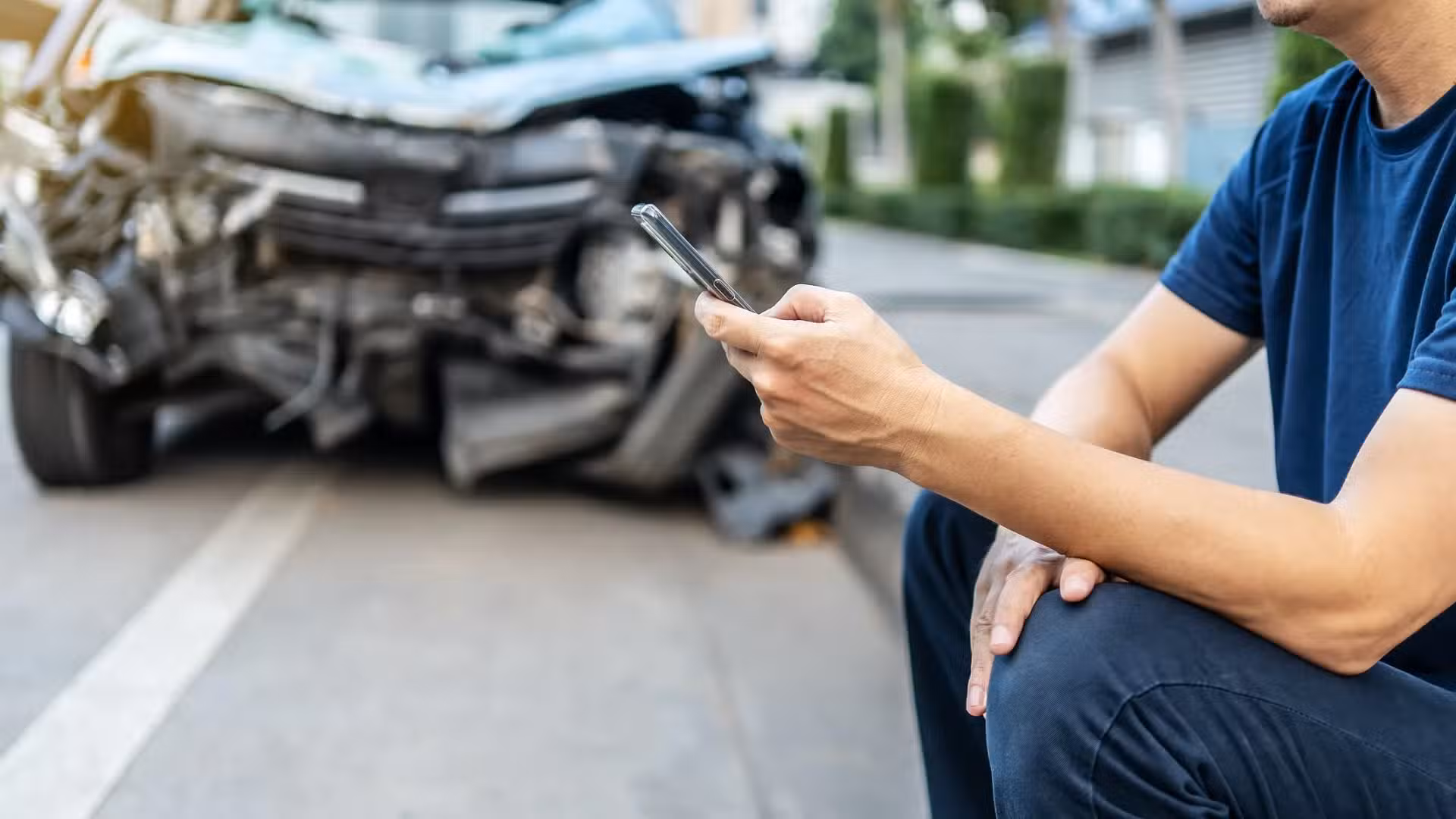 Does car insurance cover personal belongings damaged in car accident